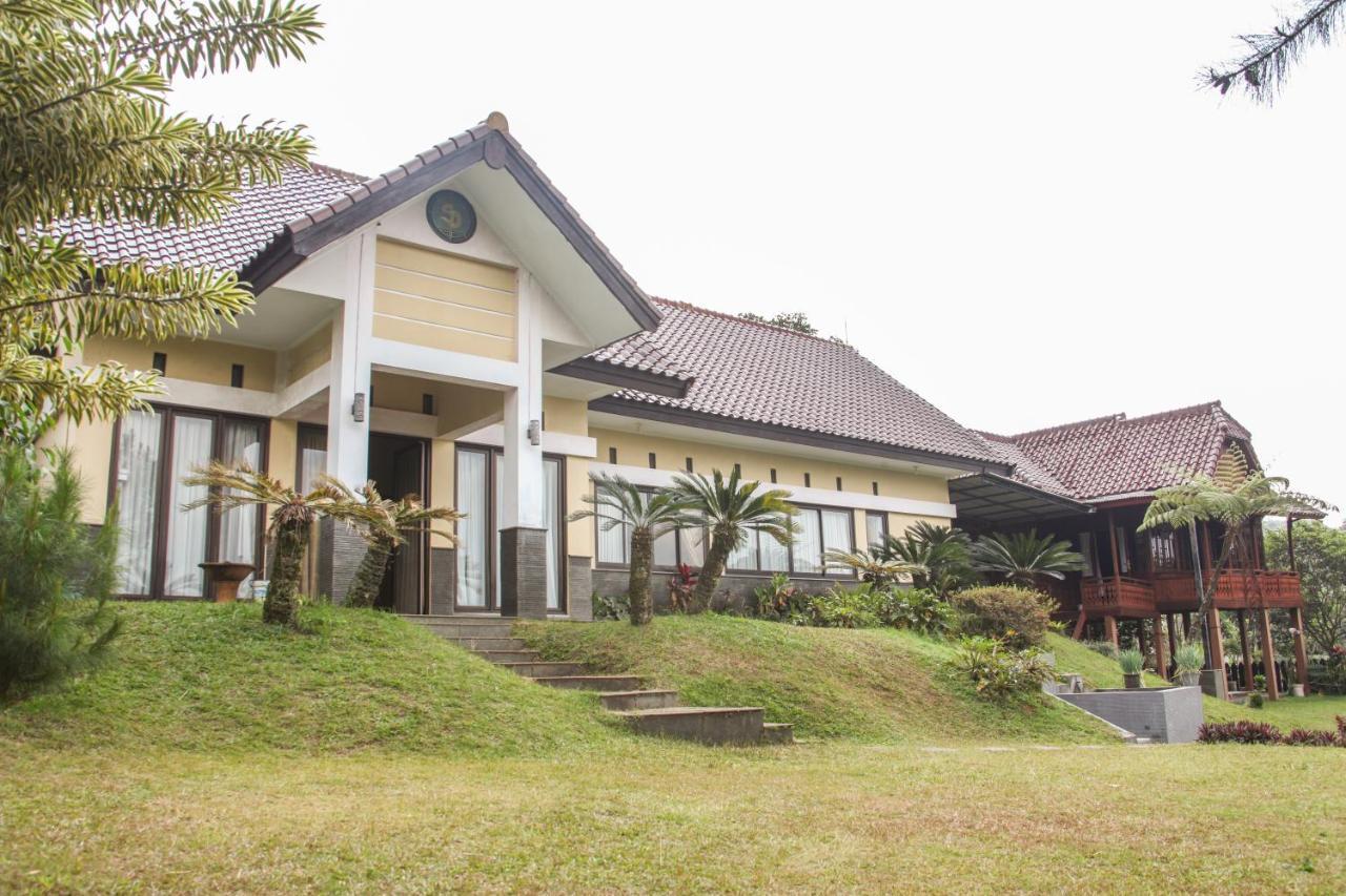 Aldeoz Villa Ciater Sarireja Buitenkant foto